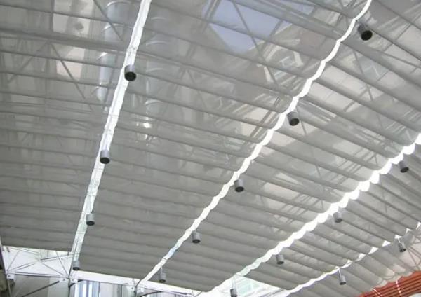 FCS吊顶帘和折叠式天花板窗帘的区别